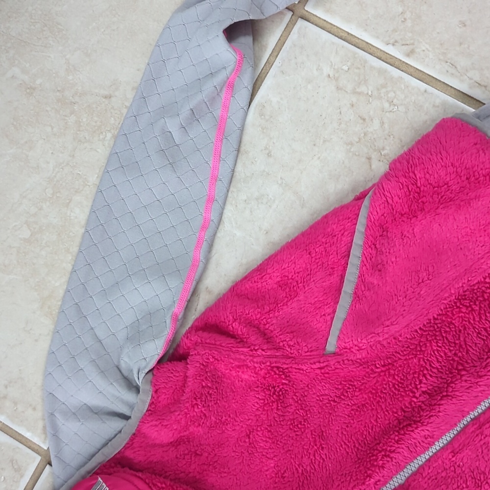 The North Face Kids Pink and Gray Hoodie Vest, Size Girls 10 - Picture 4 of 8